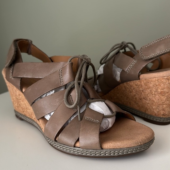 Clarks Women's Helio Mindin Cork Wedge Open Toe Strappy Lace Up Sandals - Picture 4 of 14